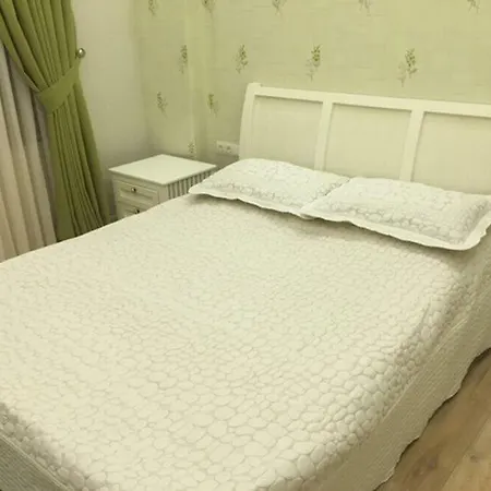 Spacious 3-story W Garden&pool,400m To Villa Ayvalı