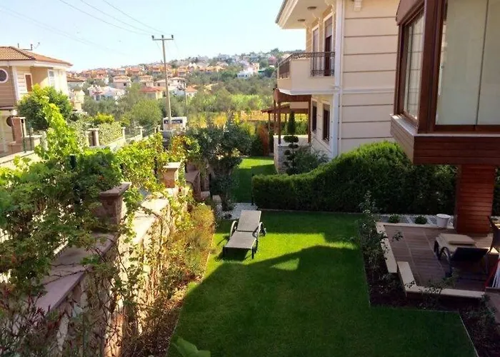 Spacious 3-story W Garden&pool,400m To