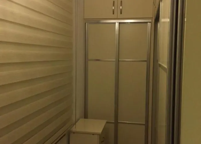 Spacious 3-story W Garden&pool,400m To Villa Ayvalı